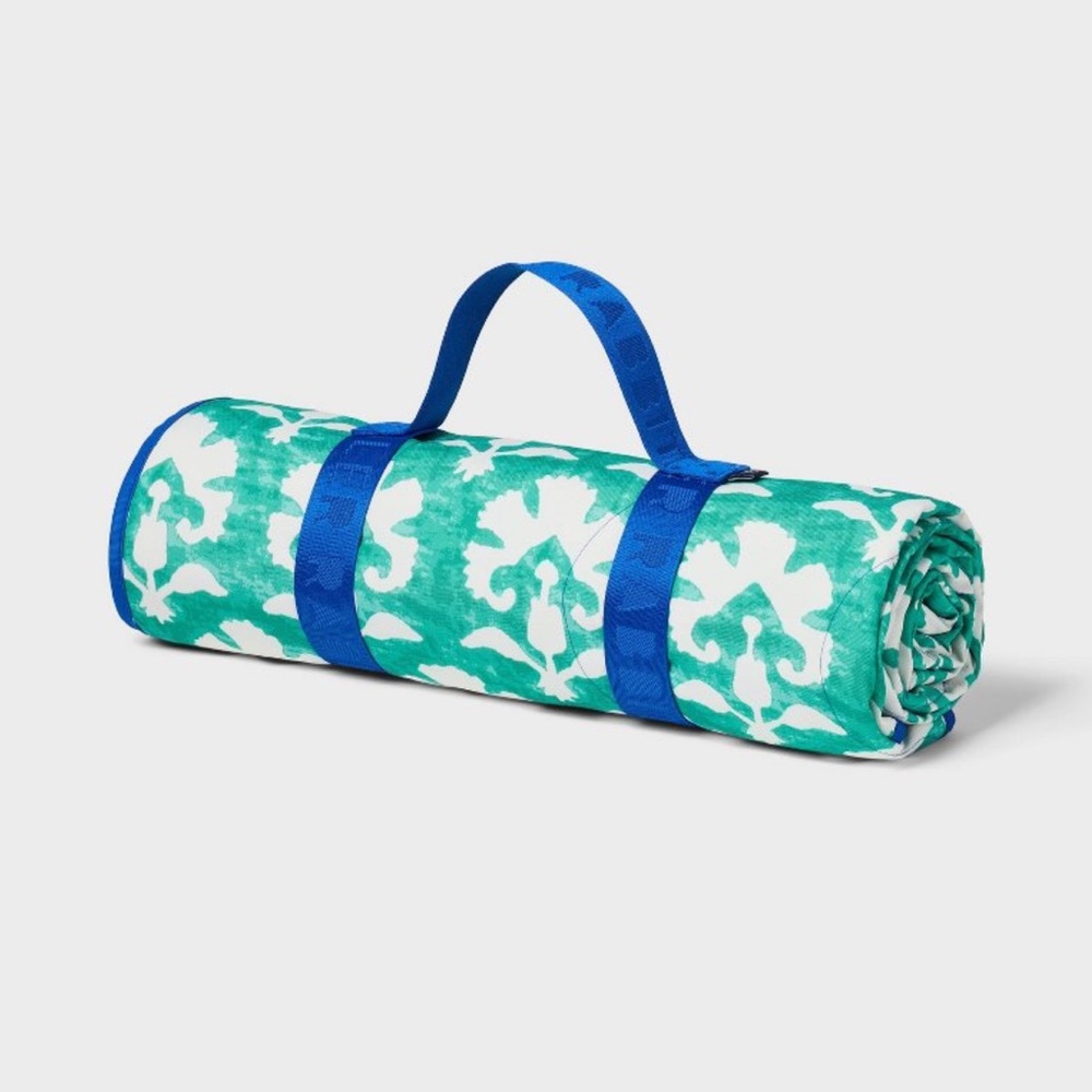 Roller Rabbit x Target Stamped Floral Picnic Blanket Teal NEW